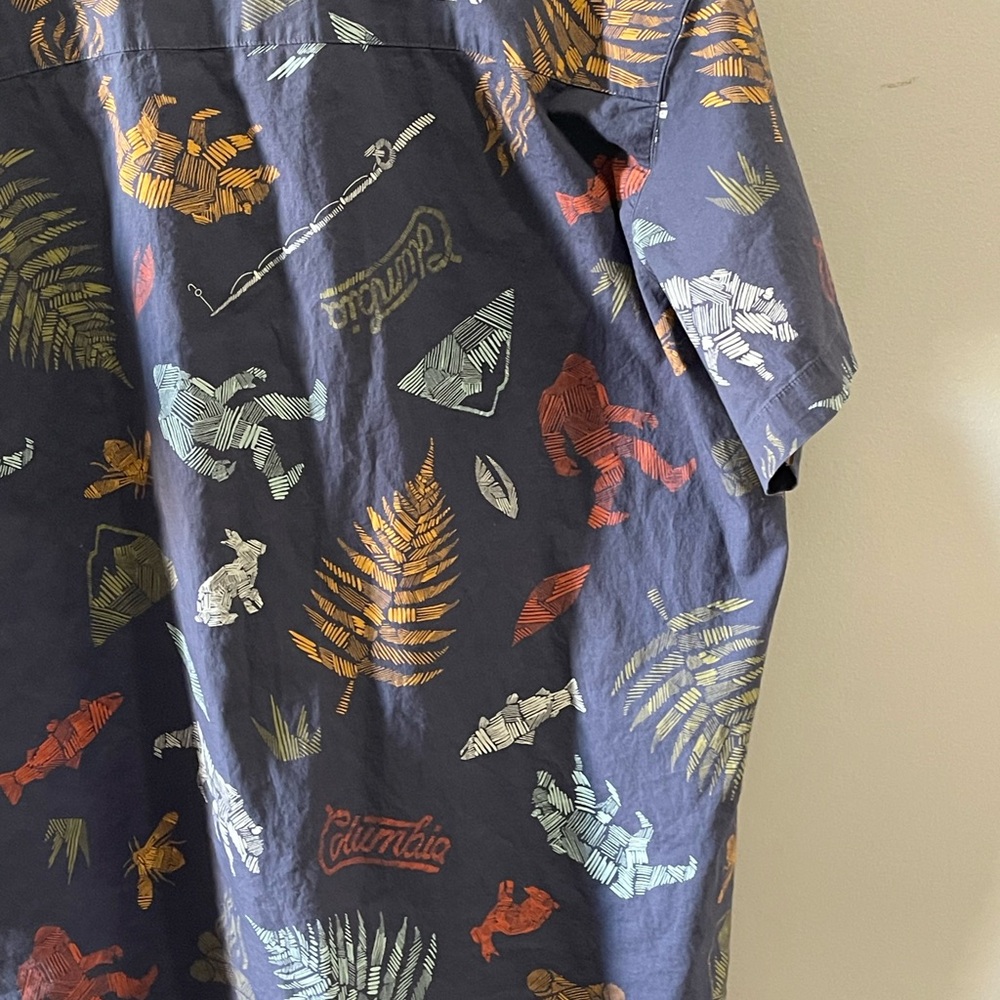 COLUMBIA MENS blue button down camping print short sleeve shirt with print XXL - Picture 6 of 8